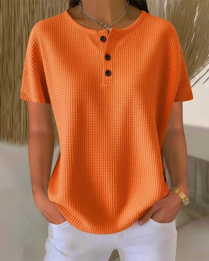 Neformálne tričko na gombíky s V výstrihom
